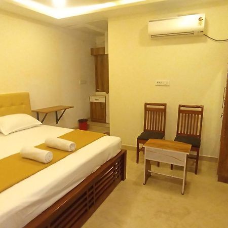 הוילה Tiruvannāmalai Mahadeepam Residency מראה חיצוני תמונה