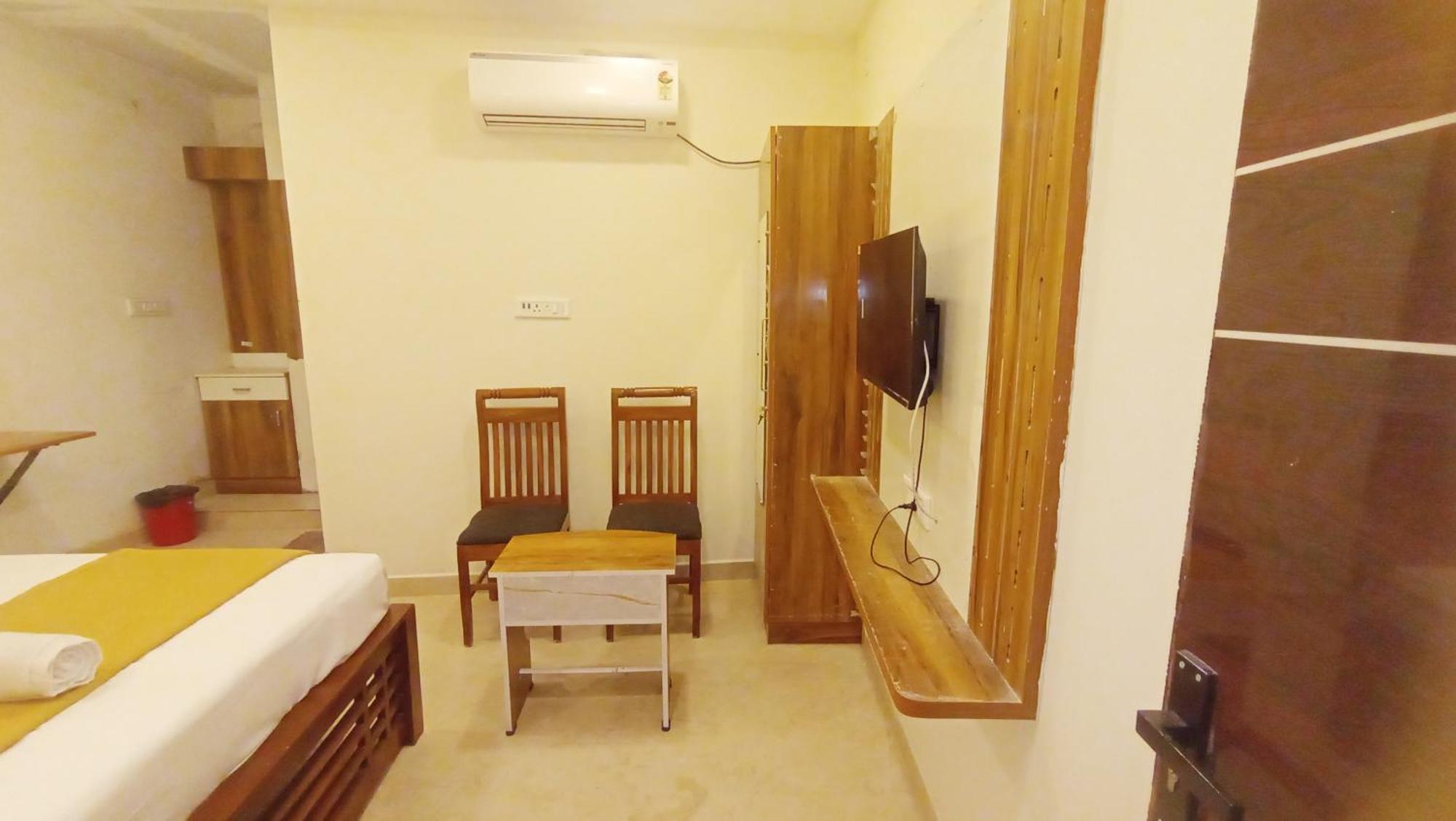 הוילה Tiruvannāmalai Mahadeepam Residency מראה חיצוני תמונה