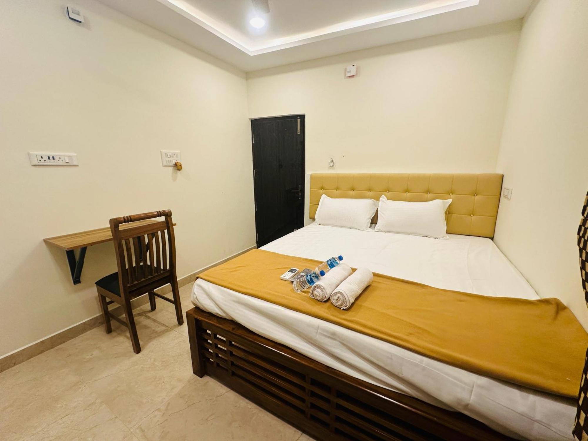 הוילה Tiruvannāmalai Mahadeepam Residency מראה חיצוני תמונה