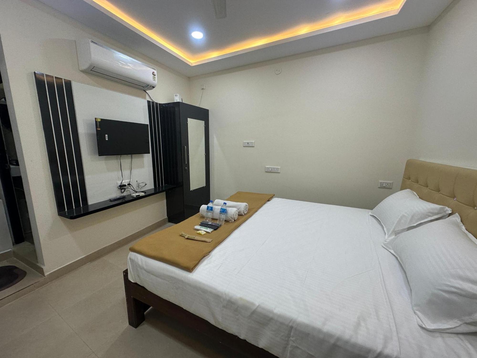 הוילה Tiruvannāmalai Mahadeepam Residency מראה חיצוני תמונה